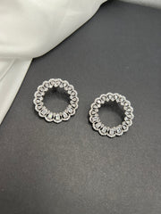 AndQ Lace Circle Studs Earrings