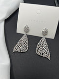 AndQ Cloth Zircon Embedded Earrings